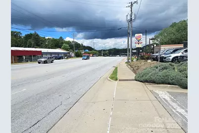 1216 Asheville Highway, Hendersonville, NC 28791 - Photo 13