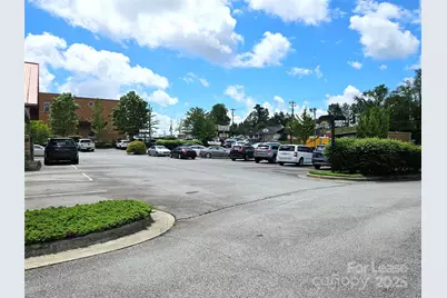 1216 Asheville Highway, Hendersonville, NC 28791 - Photo 15