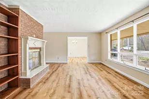 2619 Hopewell Church Rd, Sherrills Ford, NC 28673 - Photo 5