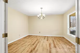 2619 Hopewell Church Rd, Sherrills Ford, NC 28673 - Photo 9