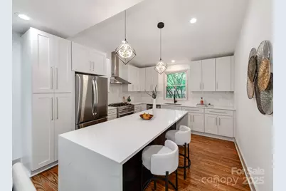 2114 Thurmond Place, Charlotte, NC 28205 - Photo 7