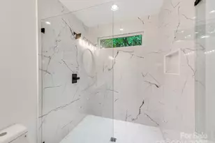 2114 Thurmond Pl, Charlotte, NC 28205 - Photo 19