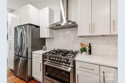 2114 Thurmond Place, Charlotte, NC 28205 - Photo 5