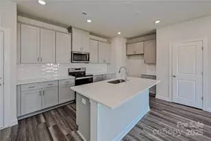 408 Luna Ln, Shelby, NC 28152 - Photo 3