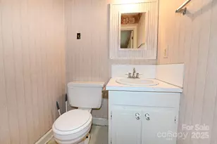 2625 Glenn St, Newton, NC 28658 - Photo 19