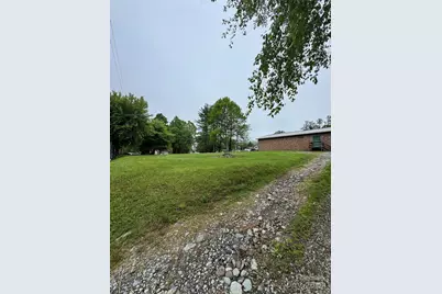 417 Cranberry Street, Newland, NC 28657 - Photo 13