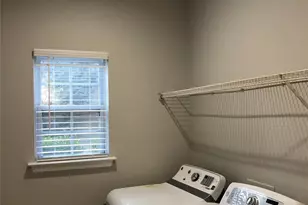 10938 Chamberlain Hall Ct, Charlotte, NC 28277 - Photo 19