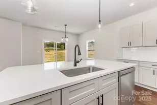 2051 Sadler Woods Ln, Charlotte, NC 28214 - Photo 7