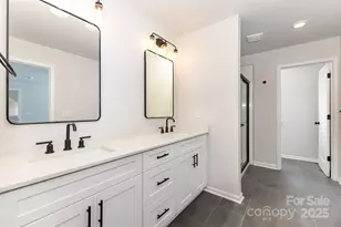 2051 Sadler Woods Ln, Charlotte, NC 28214 - Photo 19