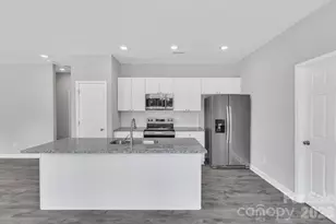 1102 Grady St, Salisbury, NC 28144 - Photo 7