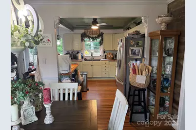 1895 Sandy Circle, Newton, NC 28658 - Photo 11