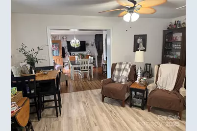 1895 Sandy Circle, Newton, NC 28658 - Photo 7