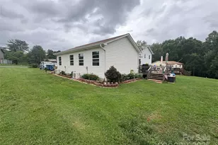 1895 Sandy Cir, Newton, NC 28658 - Photo 39