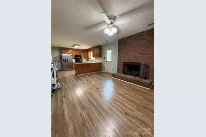 117 Lincoln Village Drive, Statesville, NC 28677 - Photo 5