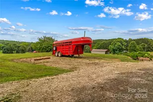 296 Hicks Creek Rd, Troutman, NC 28166 - Photo 33