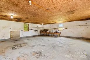 296 Hicks Creek Rd, Troutman, NC 28166 - Photo 35