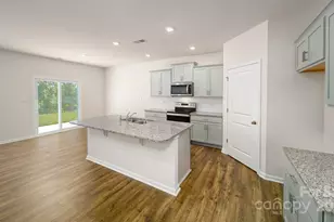 133 Ridgehaven Dr, Waynesville, NC 28786 - Photo 3