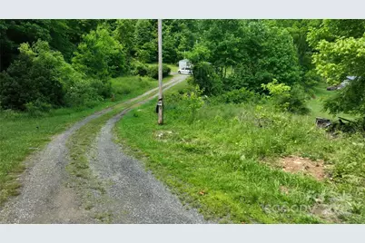 320 Board Tree Road, Marshall, NC 28753 - Photo 15