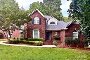 150 Pinnacle Shores Dr, Mooresville, NC 28117 - Photo 1