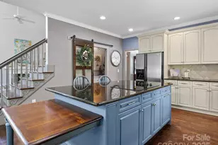 150 Pinnacle Shores Dr, Mooresville, NC 28117 - Photo 11