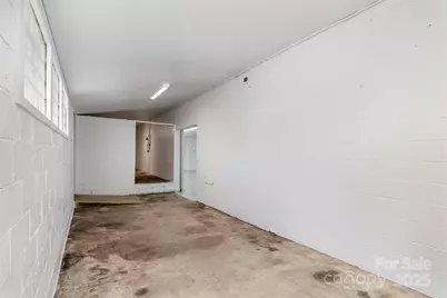 1911 E Ozark Avenue, Gastonia, NC 28054 - Photo 11