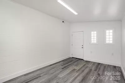 1911 E Ozark Avenue, Gastonia, NC 28054 - Photo 9