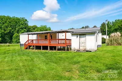 1016 S D Avenue, Maiden, NC 28650 - Photo 25