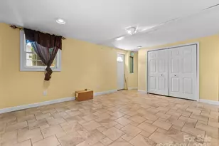 5 Granite Dr, Hendersonville, NC 28792 - Photo 37