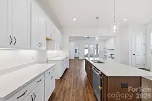 9117 Maybry Pk St, Charlotte, NC 28212 - Photo 11