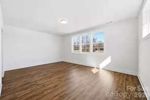 9117 Maybry Pk St, Charlotte, NC 28212 - Photo 27