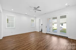 9117 Maybry Pk St, Charlotte, NC 28212 - Photo 13