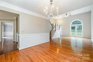 7114 Kinsmore Ln, Charlotte, NC 28269 - Photo 5