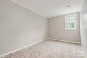 7114 Kinsmore Ln, Charlotte, NC 28269 - Photo 21