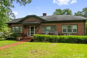 430 3rd St, Cheraw, SC 29520 - Photo 1