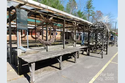 4294 Linville Falls Highway, Newland, NC 28657 - Photo 9