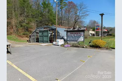 4294 Linville Falls Highway, Newland, NC 28657 - Photo 5