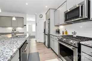 13140 Sudwick Ln, Charlotte, NC 28278 - Photo 11