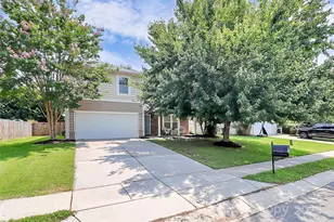 1817 Tradd Ave, Clover, SC 29710 - Photo 3