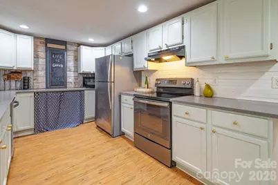 2143 Pisgah Highway, Candler, NC 28715 - Photo 21