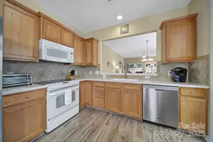 21214 W Tern Ct, Fort Mill, SC 29707 - Photo 5