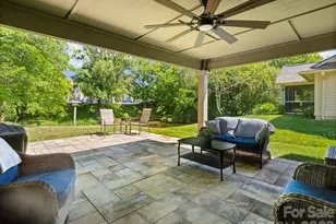 10 Gray Wolf Ln, Hendersonville, NC 28792 - Photo 27