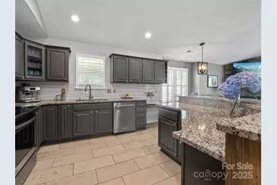 10 Gray Wolf Lane, Hendersonville, NC 28792 - Photo 13