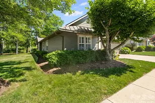 10 Gray Wolf Ln, Hendersonville, NC 28792 - Photo 29