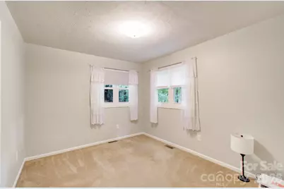 110 Spring Path, Hendersonville, NC 28739 - Photo 23