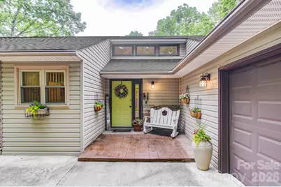 110 Spring Path, Hendersonville, NC 28739 - Photo 7