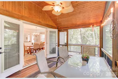 110 Spring Path, Hendersonville, NC 28739 - Photo 19