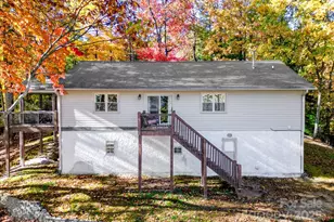 110 Spring Path, Hendersonville, NC 28739 - Photo 31