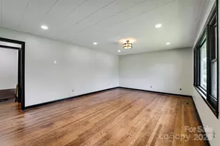 191 Rolling Green Dr, Sylva, NC 28779 - Photo 11