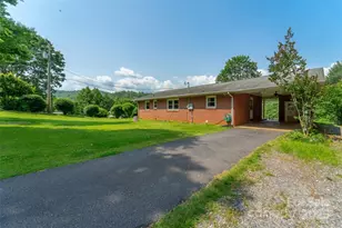 191 Rolling Green Dr, Sylva, NC 28779 - Photo 31