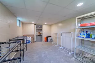 191 Rolling Green Dr, Sylva, NC 28779 - Photo 25